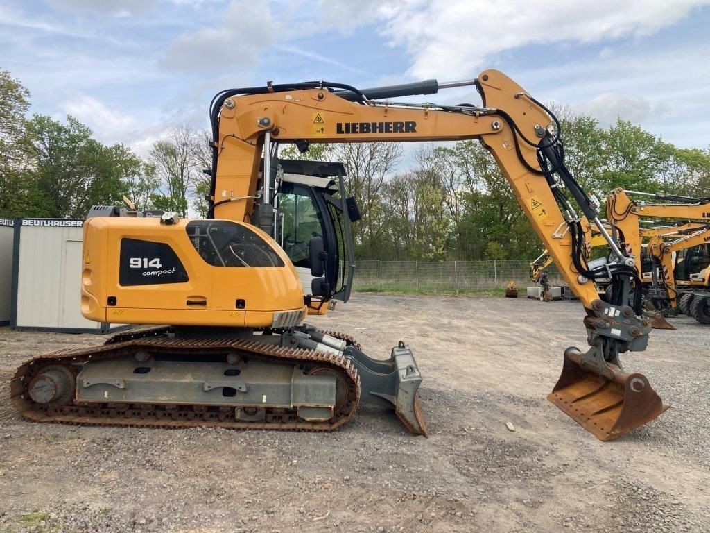 Liebherr r914 compact Excavadora de orugas 151.900 €