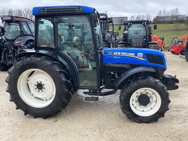 E-FARM: New Holland T4.75 LP - Traktor - id FMYH8IL - Baujahr: 2015 - Abgelesene Motorstunden: 1.389,Motorleistung (PS): 75,Deutschland