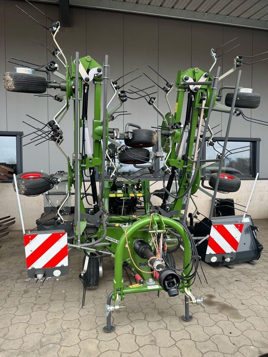 E-FARM: Fendt Twister 8608 DN - Faneuse - id IGHJXTG - 13 400 € - Année: 2023 - Allemagne