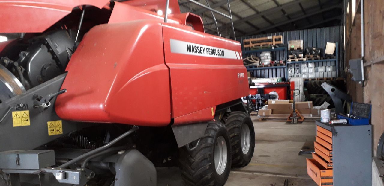 Massey Ferguson 2170 cutter tc Empacadora 63.000 €