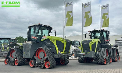 E-FARM: Claas Xerion 5000 TRAC TS - Tractor - id AKMCY6I - €275,000 - Year of construction: 2021 - Engine hours: 2,156,Engine power (HP): 530,Germany