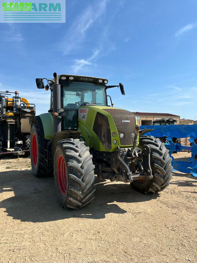 E-FARM: Claas Axion 820 - Tractor - id QUCS8UP - €41,000 - Year of construction: 2011 - Engine hours: 8,075,Engine power (HP): 180,France