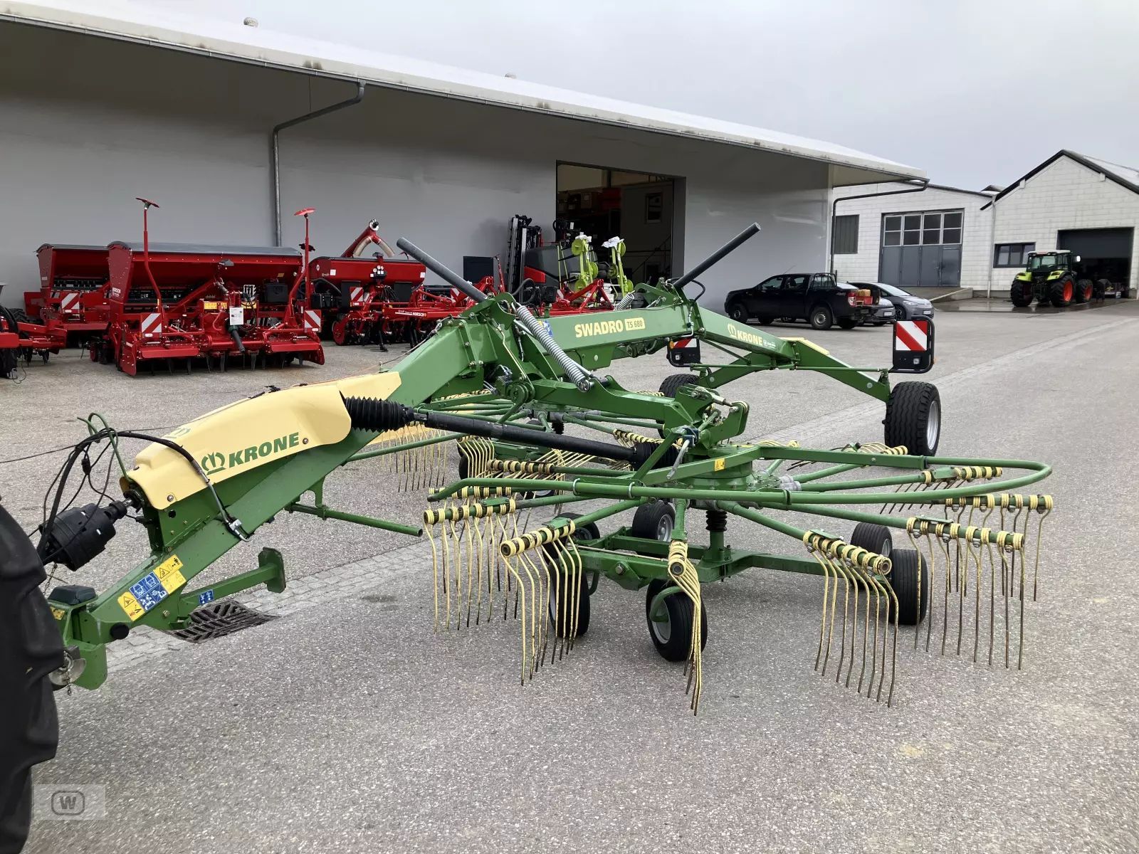 E-FARM: Krone Swadro TS 680 - Rastrillo - id RL3AFJQ - 20.265 € - Año: 2016 - Austria