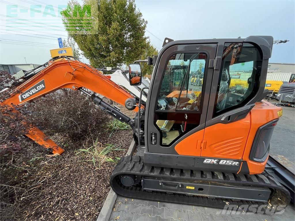 Doosan dx 85r-7 Mini excavator €81,000