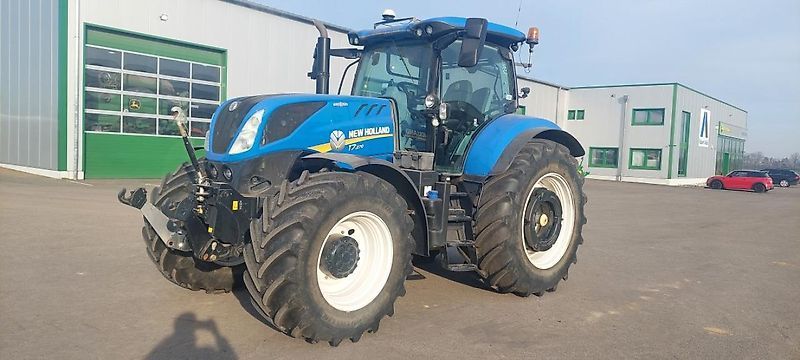 E-FARM: New Holland T7.270 - Traktor - id YJEMKSH - 106 000 € - Rok produkcji: 2018 - Motogodziny: 1925,Moc silnika: 250,Niemcy