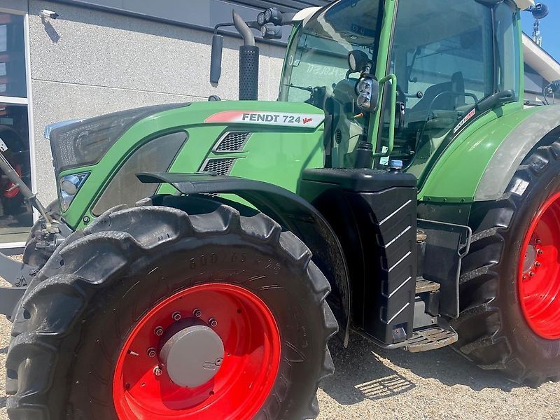 Fendt 724 Vario Τρακτέρ 66.206 €