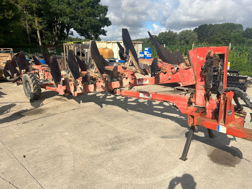 GREGOIRE BESSON sperb7 614 160 100 plough 7 000 €