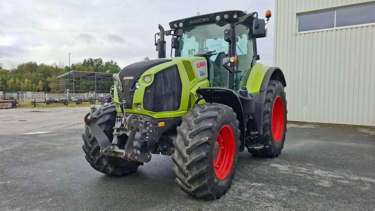 E-FARM: Claas Axion 800 - Traktor - id XYRZRMT - 65.000 € - Baujahr: 2016 - Abgelesene Motorstunden: 4.143,Motorleistung (PS): 205,Frankreich