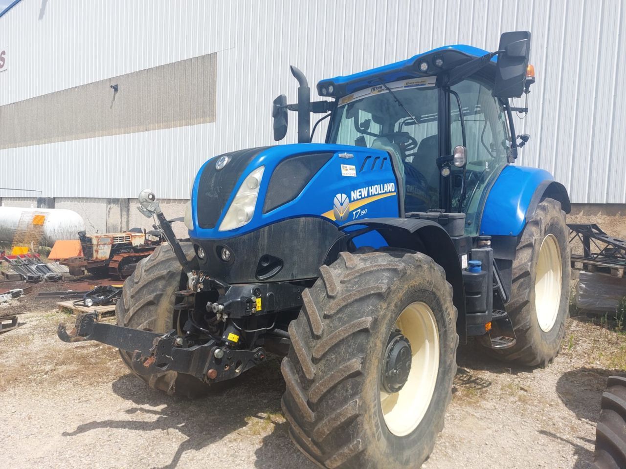 E-FARM: New Holland T7.190 - Traktor - id ZRGFPTY - 65.000 € - Produktionsår: 2019 - Motortimer: 3.800,Motoreffekt (HP): 155,Frankrig