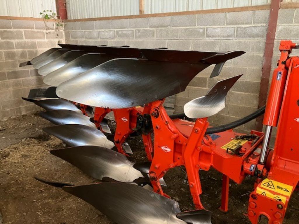 Kuhn master 102 Pluh 6 900 €
