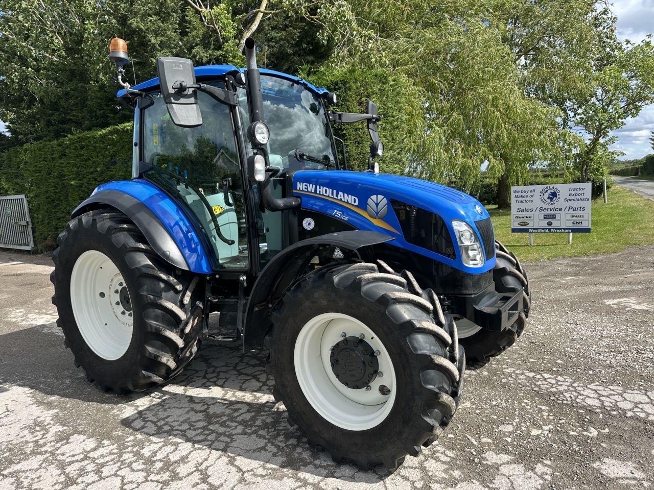 New Holland T5.105 Traktor 45 138 €