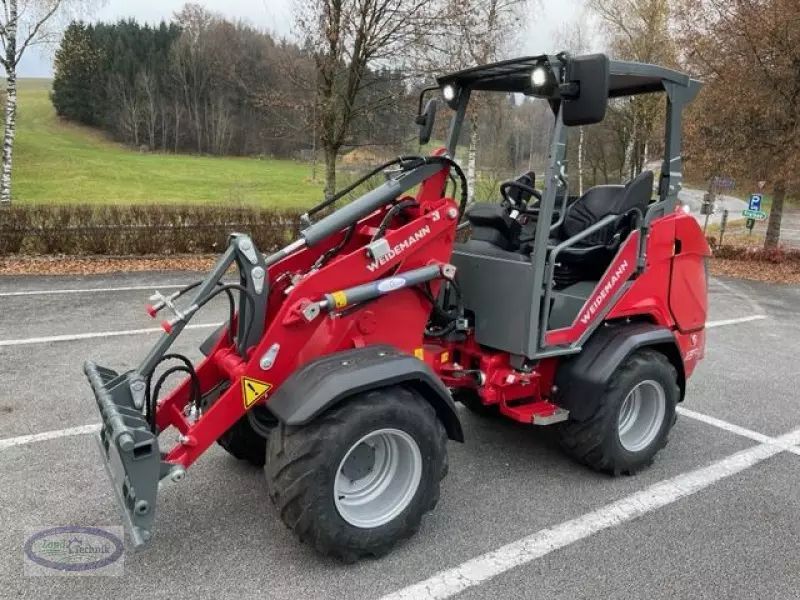 E-FARM: Weidemann 1390 - Teleskopradlader - id 5DA2Z3Y - Baujahr: 2021 - Abgelesene Motorstunden: 15,Motorleistung (PS): 45,Österreich