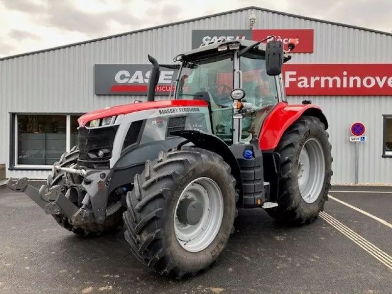 E-FARM: Massey Ferguson 7S.180 Exclusive - Traktor - id KADPDKG - 125.000 € - Baujahr: 2023 - Abgelesene Motorstunden: 765,Motorleistung (PS): 180,Frankreich
