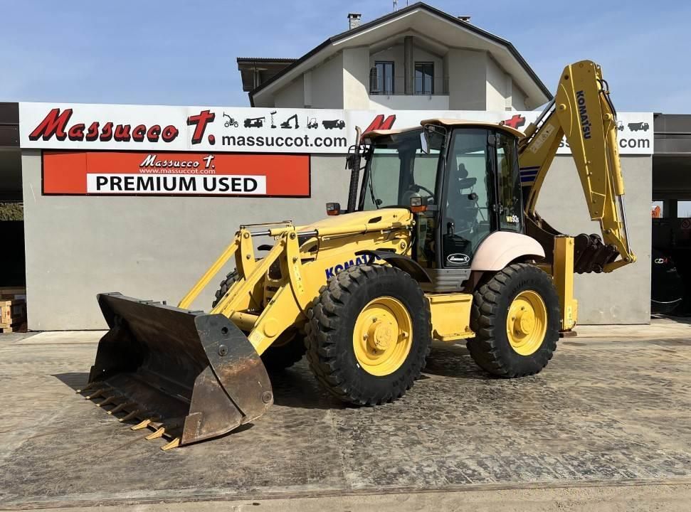 E-FARM: KOMATSU wb93s-5e0 - Koparko-ładowarka - id LEBTWEW - 54 000 € - Rok produkcji: 2014 - Włochy
