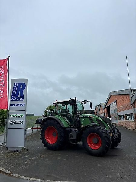 E-FARM: Fendt 724 Vario - Traktor - id HHRKTYG - 74 000 € - Rok produkcji: 2013 - Motogodziny: 10 225,Niemcy