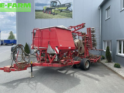 E-FARM: Kverneland accord dg - Semoir - id NNY4YC7 - 16 500 € - Année: 2005