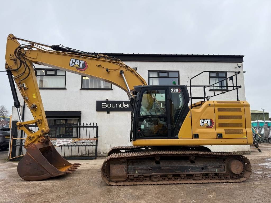 Caterpillar 320 Koparka gąsienicowa 84 858 €