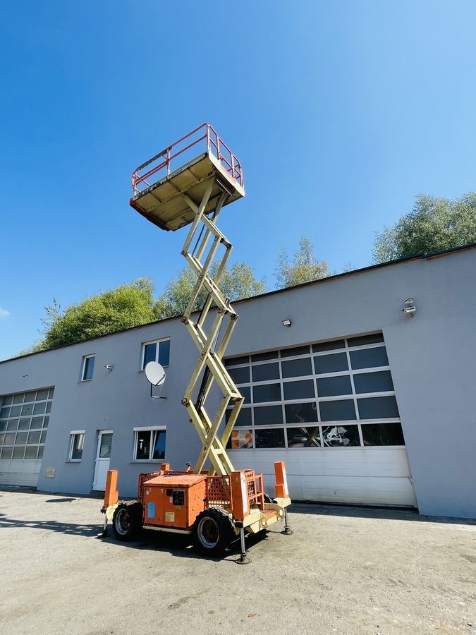 JLG 260mrt Podest Samobieżny 6400 €