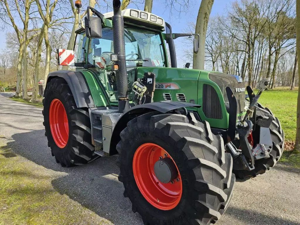 Fendt 820 Vario Tractor 58.000 €