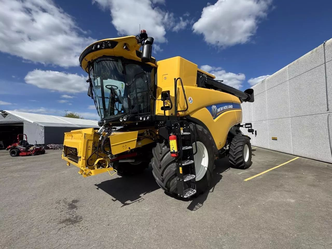 New Holland CX 8.90 Kombajn zbożowy 333 503 €