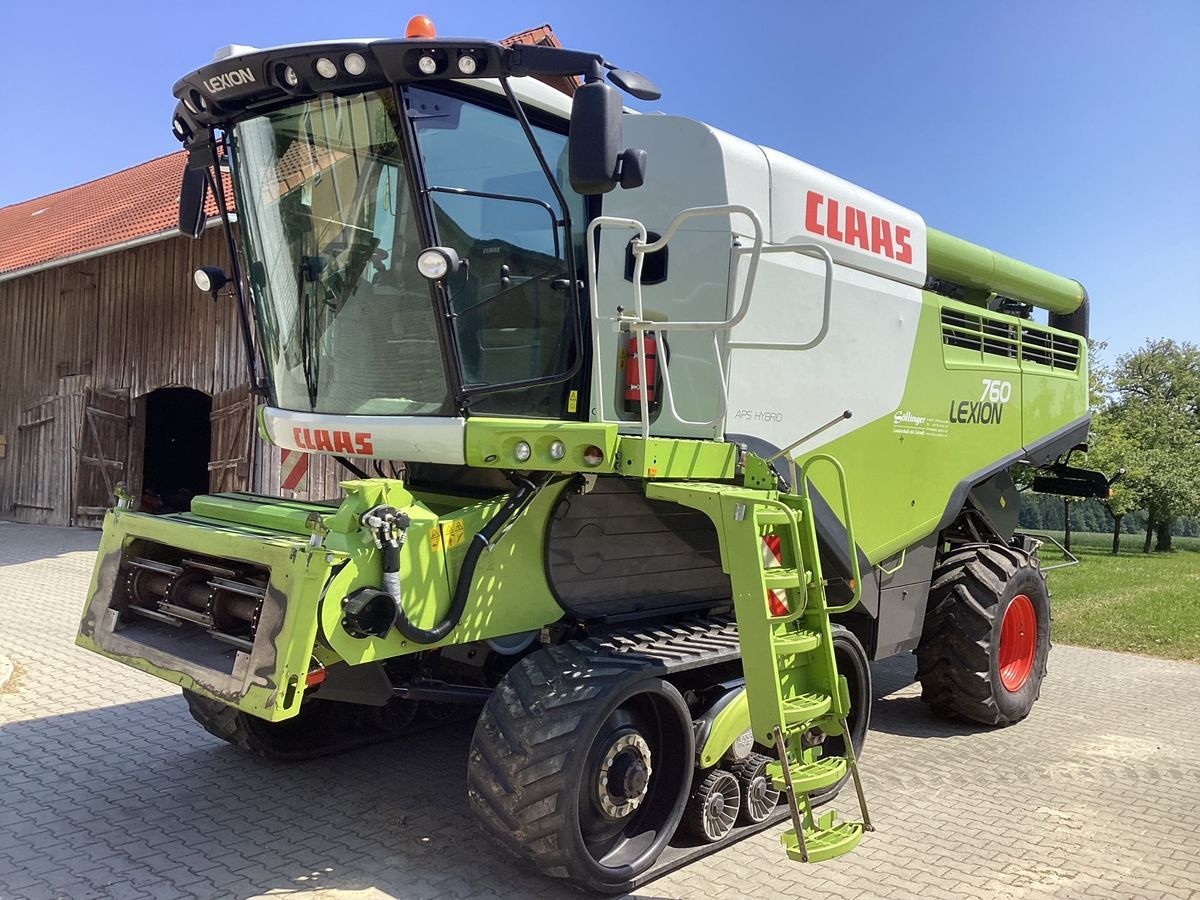 Claas Lexion 760 combine €205,310