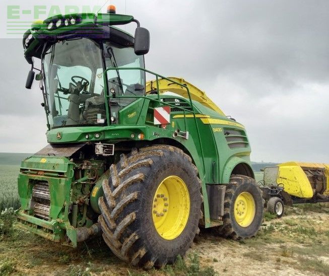 E-FARM: John Deere 8400 - Ensileuse automotrice - id FTPMITT - 295 000 € - Année: 2019 - Lecture du nombre d'heure: 1 226,France