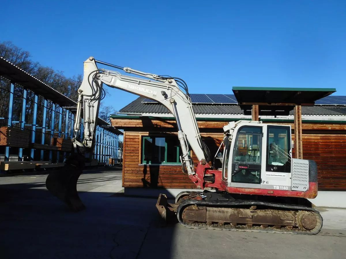 E-FARM: Takeuchi tb 1140 ( 14,3t ) powertilt u. hydr. sw! - Excavator - id HE23UCS - €27,500 - Year of construction: 2007 - Engine power (HP): 84,Austria