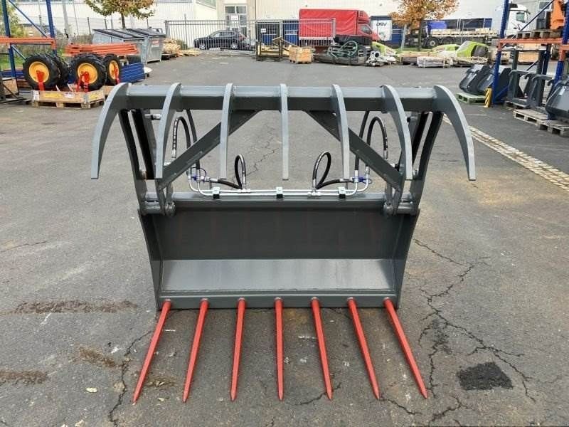 E-FARM: Bressel und Lade & lade vors. dunggabel 1300mm - Anbaugerät - id TV1JQWU - 2.050 € - Baujahr: 2022 - Deutschland