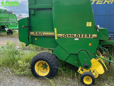 E-FARM: John Deere 590 - Ballenpresse - id 1RYRSEX - 12.185 € - Baujahr: 2001 - Deutschland