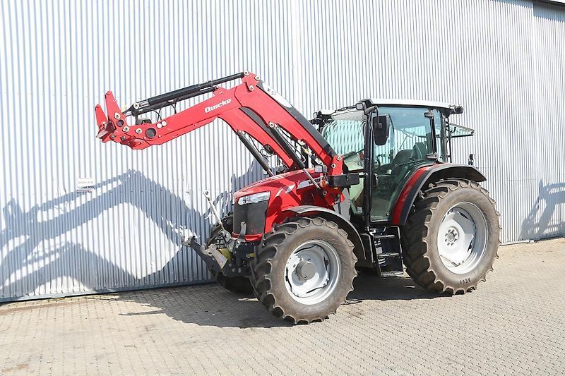 E-FARM: Massey Ferguson 5711 - Traktor - id IKJLRKW - 77 982 EUR - Gyártási év: 2021 - Üzemóra (motor): 700,Motor teljesítménye (LE): 110,Németország