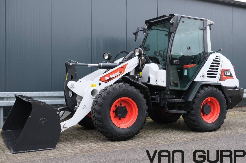 Bobcat L85 Wheel loader €43,500