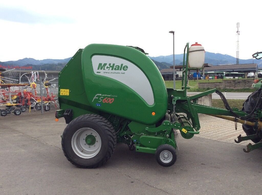 McHale F 5600 Bálázó 32 417 EUR