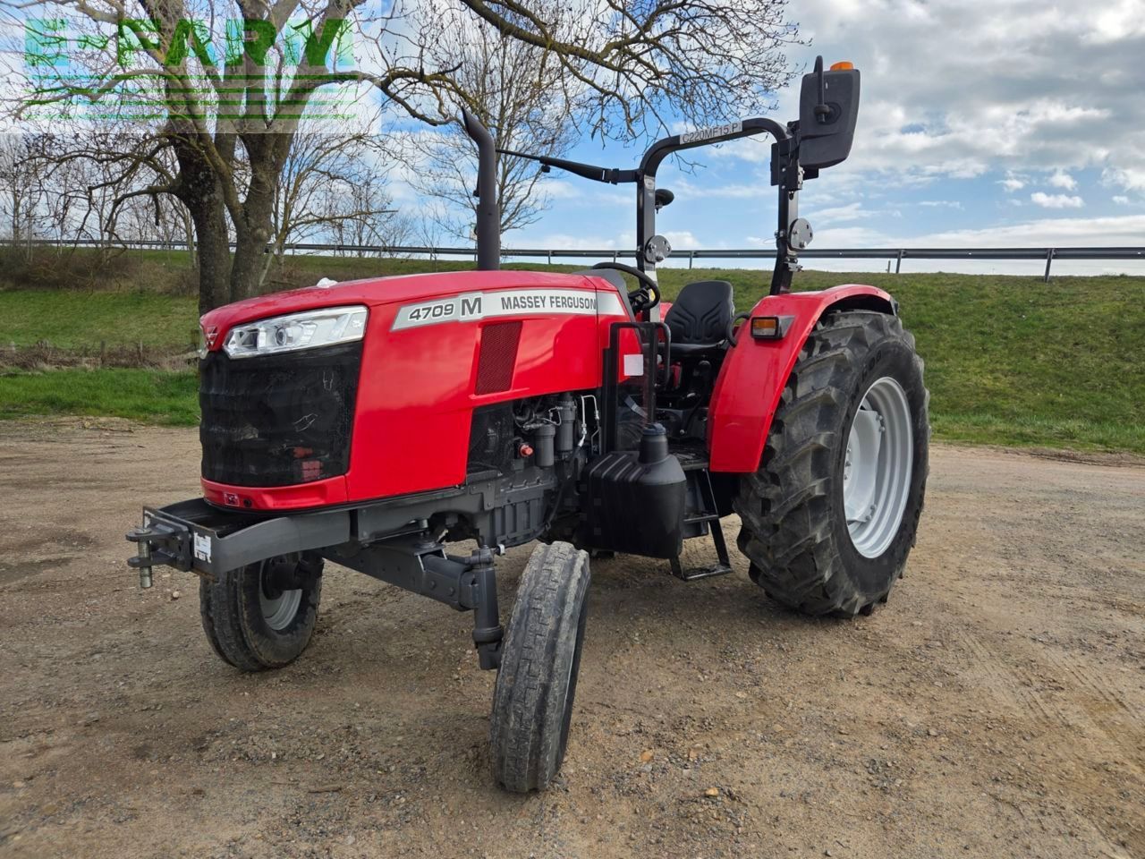 Massey Ferguson 4709 Tractor