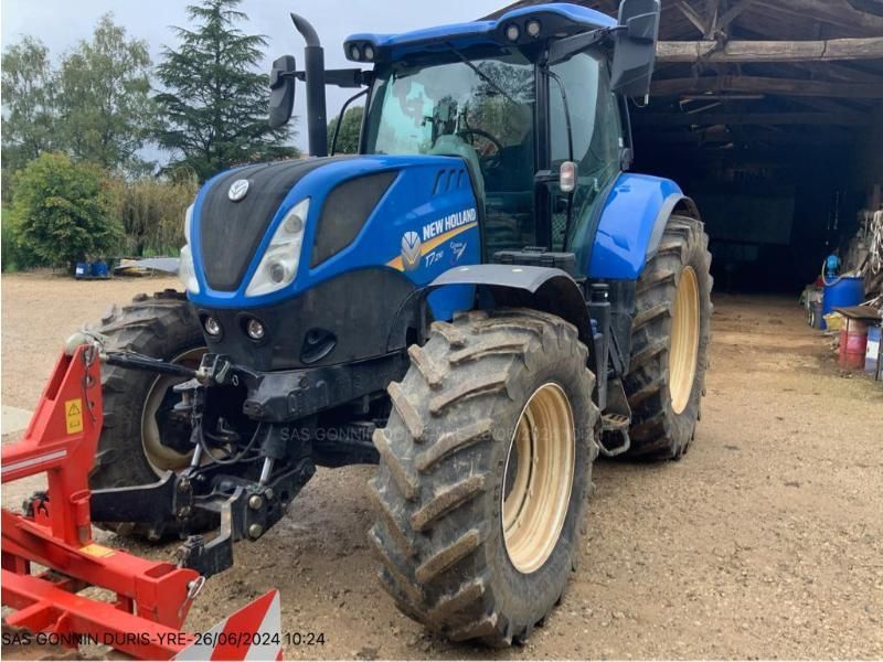 E-FARM: New Holland T7.210 - Traktor - id FDNTYJF - 70 000 € - Rok produkcji: 2017 - Motogodziny: 3300,Moc silnika: 165,Francja