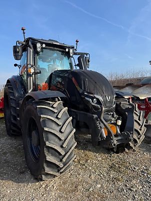 E-FARM: Valtra T235 Direct - Tractor - id HJKN7YN - 168.000 € - Año: 2022 - Horas: 1200,Potencia del motor: 230,Francia