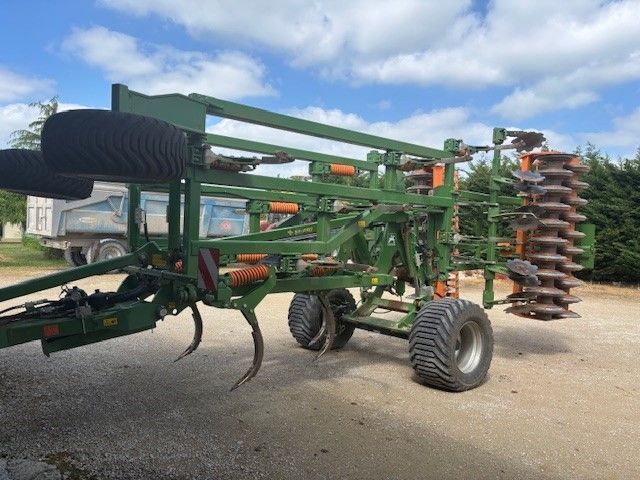 E-FARM: Amazone cenius 5003-2tx - Cultivator - id YKH7STS - €39,000 - Year of construction: 2019 - France