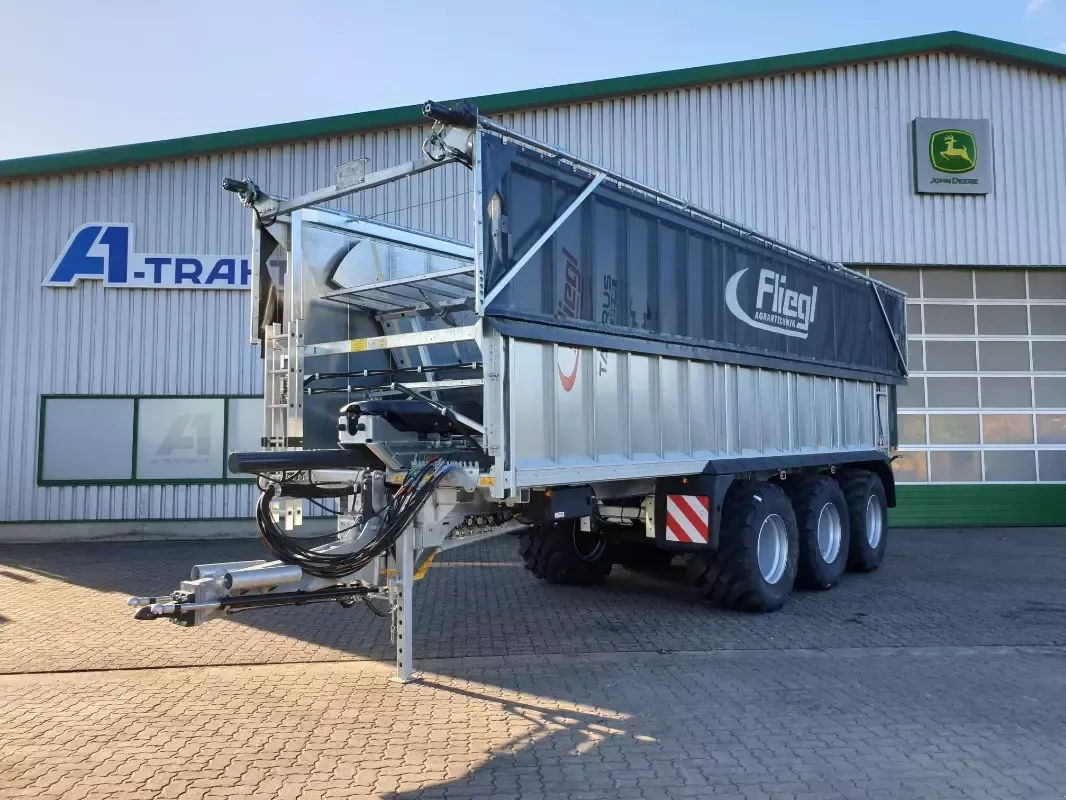 E-FARM: Fliegl gigant asw 391 taurus fox - Transporte de forraje - id KE3UYFW - 96.500 € - Año: 2023 - Alemania