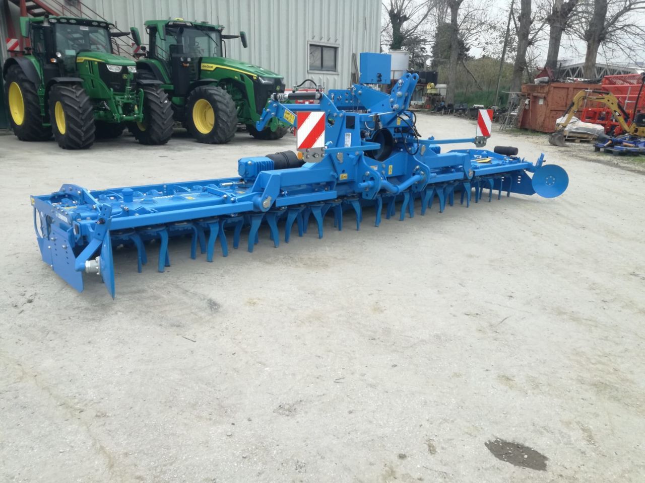 E-FARM: Lemken Solitair 23+ - Semoir - id XT1JQQ1 - Année: 2023 - Italie