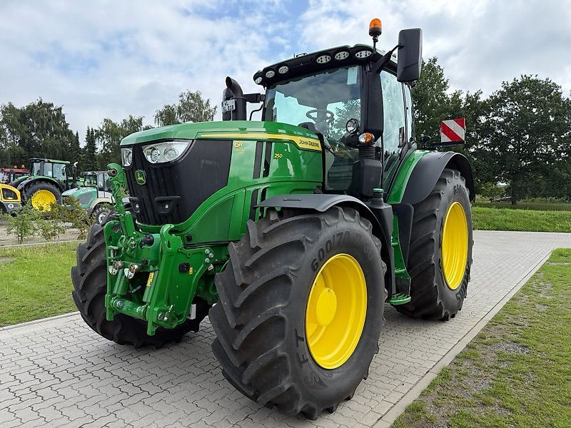 E-FARM: John Deere 6R 250 - Tractor - id 7K5PQRC - Año: 2024 - Horas: 490,Potencia del motor: 250,Alemania