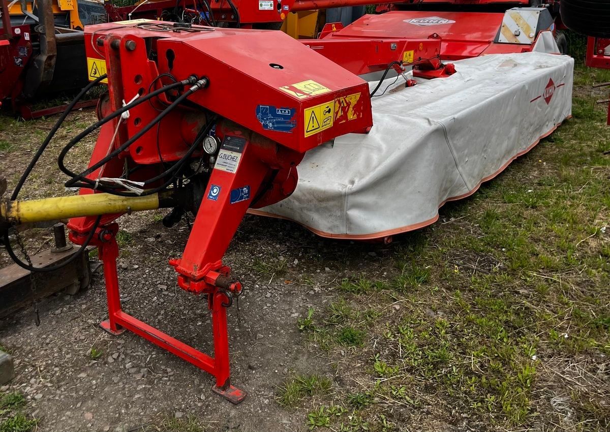 E-FARM: Kuhn gmd 4010 - Mower - id EAVTB6Q - €6,500 - Year of construction: 2008 - France
