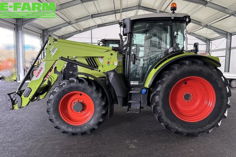 ESSAI] Claas Arion 450 Hexashift – « Un tracteur taillé pour la polyculture  élevage »