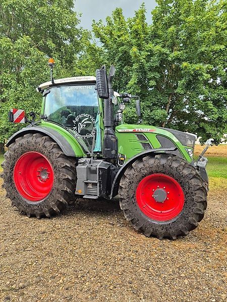 E-FARM: Fendt 516 Vario ProfiPlus - Tractor - id GDLPDLT - 155.000 EUR - Anul: 2022 - Citeste ore: 1.250