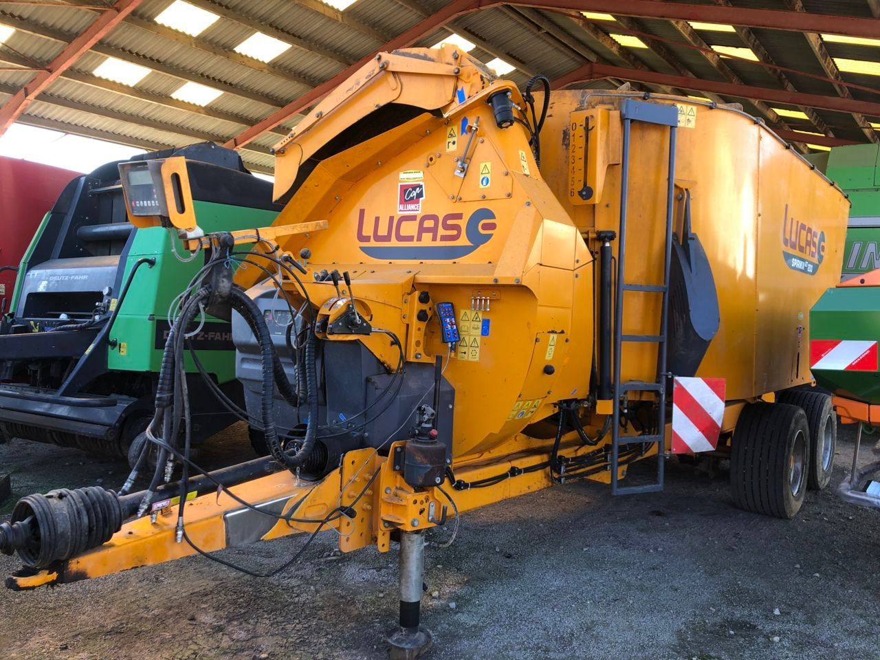 E-FARM: Lucas spirmix jet 200 - Mélangeurs d'alimentation - id BBC6PKJ - 28 000 € - Année: 2016 - France