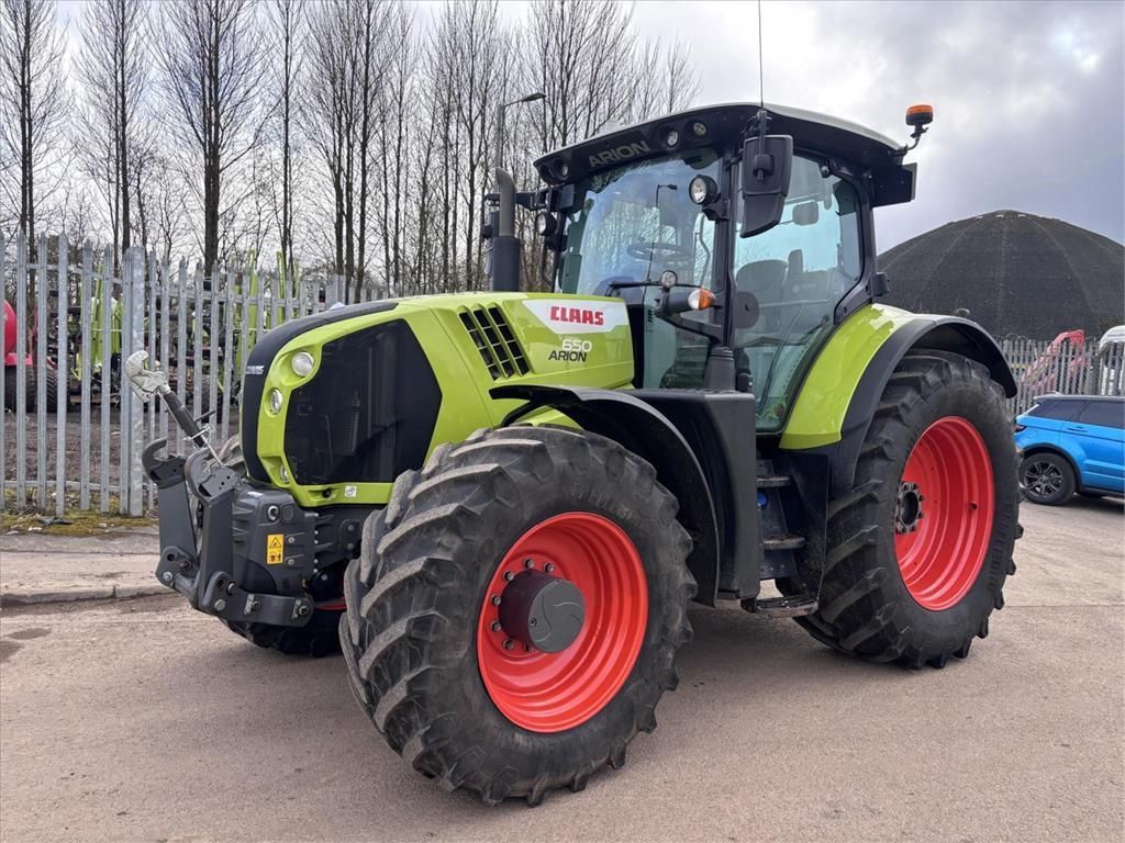 Claas Arion 650 Traktor 89 588 €
