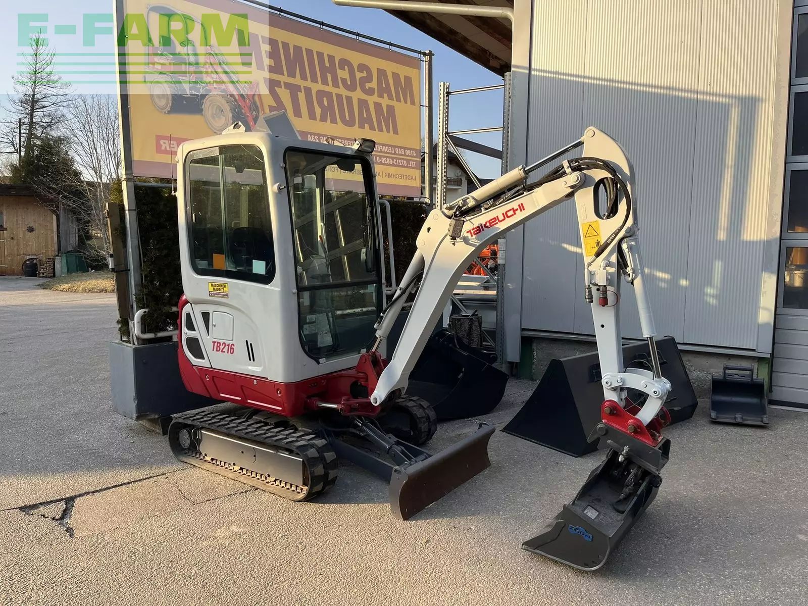 Takeuchi tb 216 Minikoparka 18 750 €