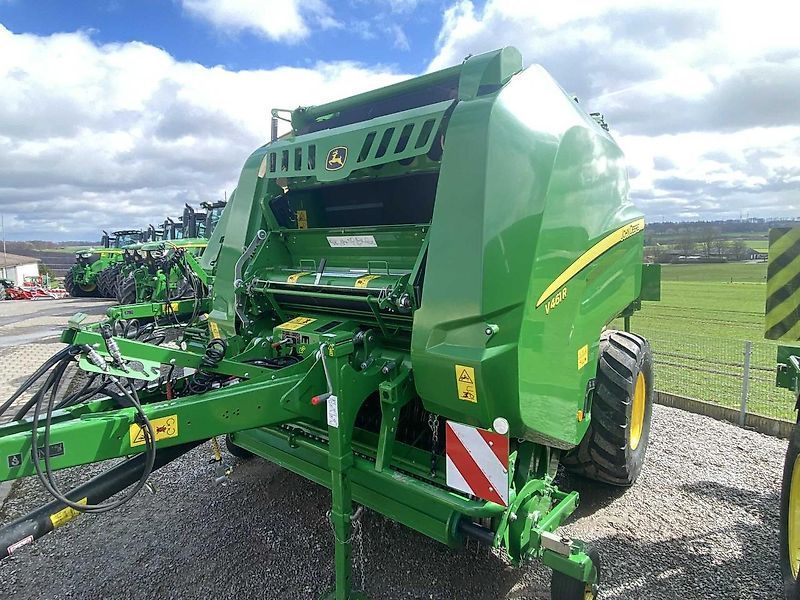 E-FARM: John Deere V461R - Πρέσσα - id YRATJID - 58.500 € - Χρονία: 2020 - Γερμανία