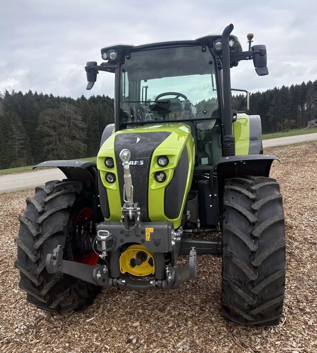 Claas Axos 3.95 Trend Tractor 66.658 EUR