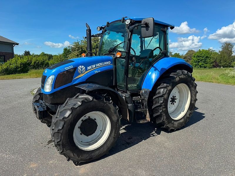 New Holland T5.95 Tractor €33,000