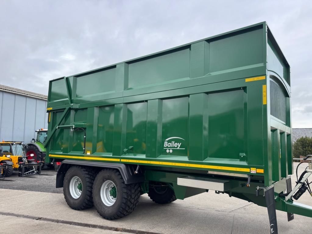 Bailey 16 ton tb silage trailer Tipper