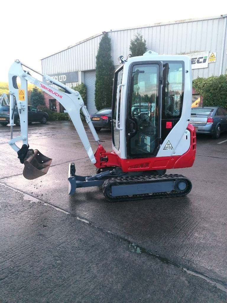 Takeuchi tb216 Mini-pelle 17 261 €